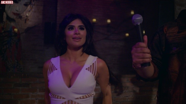 Обнажённая дайан герреро горячие интимные фото - diane guerrero hot без цензуры 15 Blank