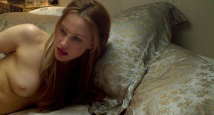 Обнажённая сара гадон горячие интимные фото - sarah gadon hot без цензуры 7 Blank