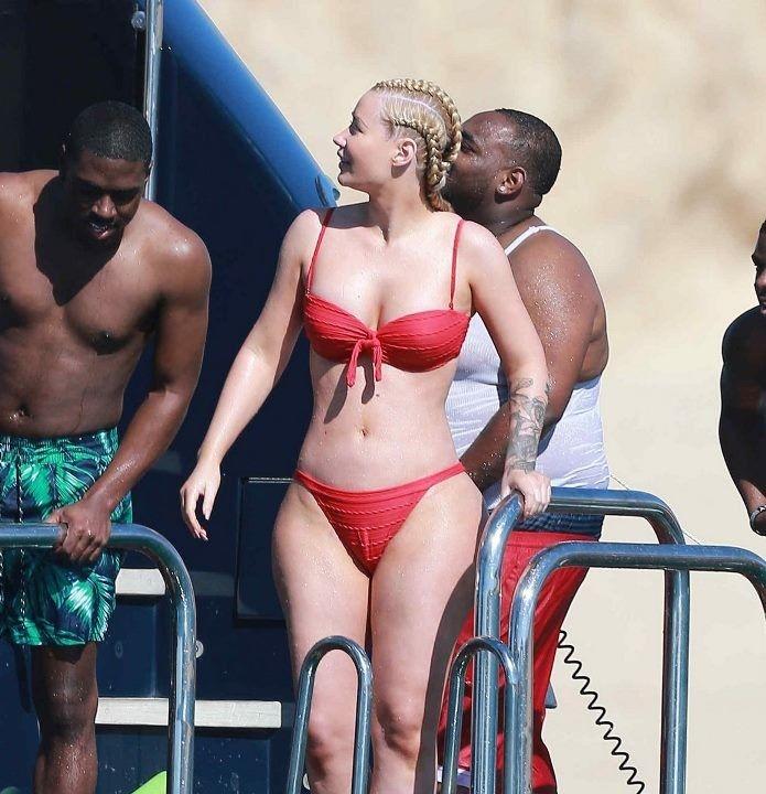 Обнажённая игги азалия - слив фото iggy azalea nude без цензуры 24 Игги Азалия В Купальнике