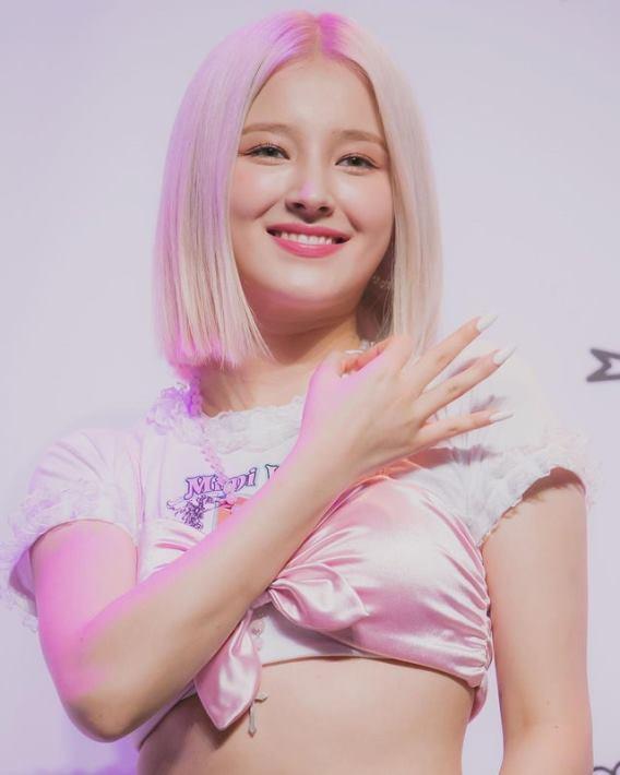 Слив nancy momoland - голая нэнси момолэнд горячие интимные фото без цензуры 16 Blank