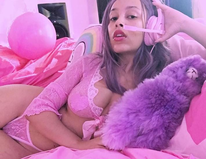 Обнажённая доджа кэт слив фото горячих фото - doja cat hot без цензуры 31 Blank