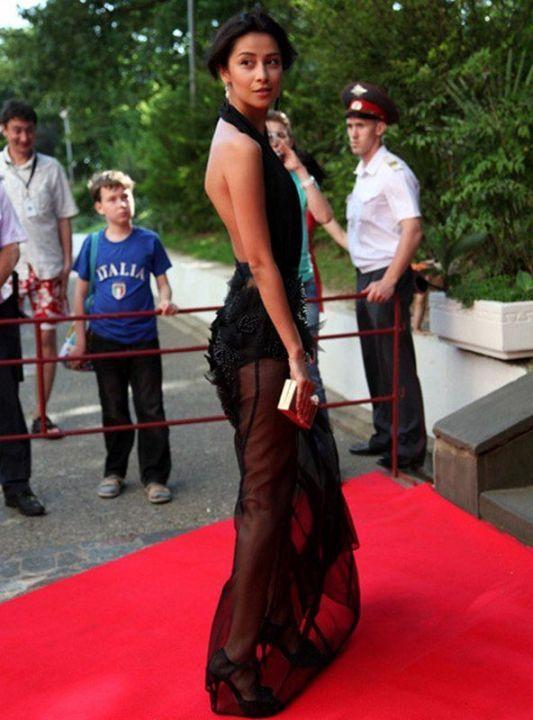 Обнажённая равшана куркова фото - ravshana kurkova nude без цензуры 7 Равшана Куркова В Голом Платье