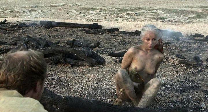 Обнажённая эмилия кларк фото - emilia clarke nude hot без цензуры 32 Blank
