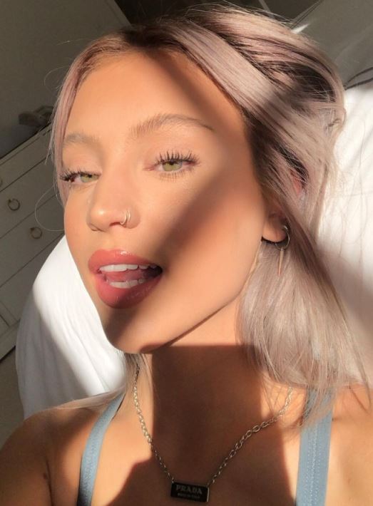 Leaked sexy photos of riley hubatka hot erotic images from tiktok star без цензуры 12 Blank