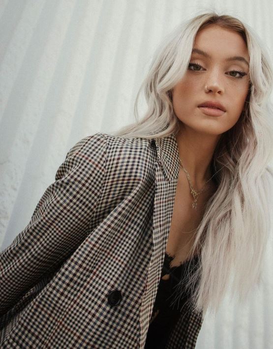 Leaked sexy photos of riley hubatka hot erotic images from tiktok star без цензуры 18 Blank