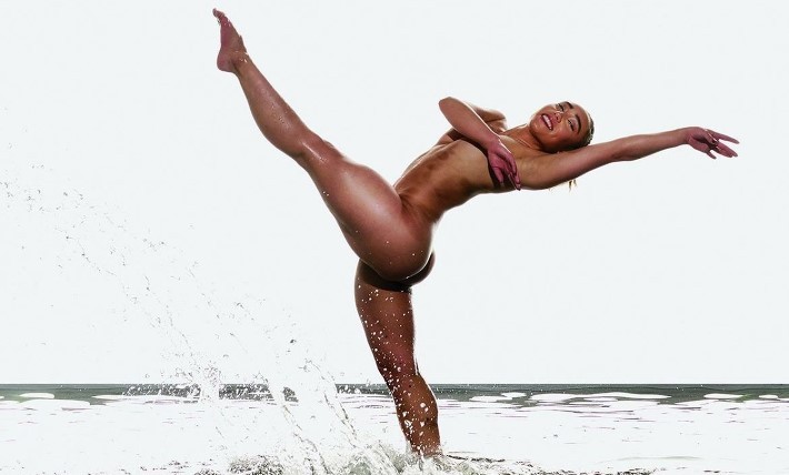 Сексуальный танец голой гимнастки (60 фото) - порно поддоноптом.рф