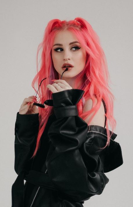 Sexy photos from russian tiktok star diana aster. Naked girls без цензуры 11 Blank