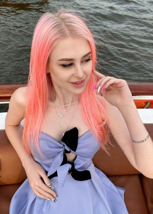 Sexy photos from russian tiktok star diana aster. Naked girls без цензуры 25 Blank