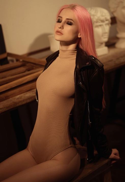 Sexy photos from russian tiktok star diana aster. Naked girls без цензуры 21 Blank