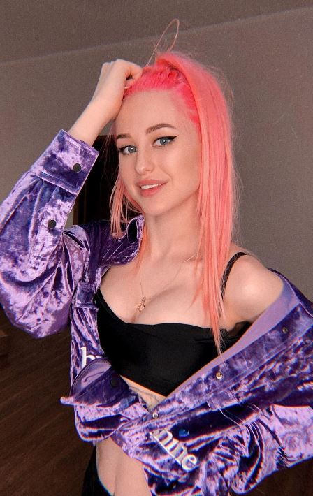 Sexy photos from russian tiktok star diana aster. Naked girls без цензуры 26 Blank