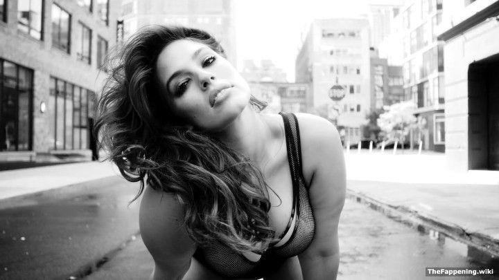 Обнажённая эшли грэм горячие интимные фото - ashley graham nude без цензуры 18 Blank