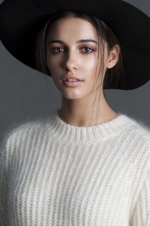 Обнажённая наоми скотт фото - naomi scott nude без цензуры 9 Торчащие Соски Наоми Скотт
