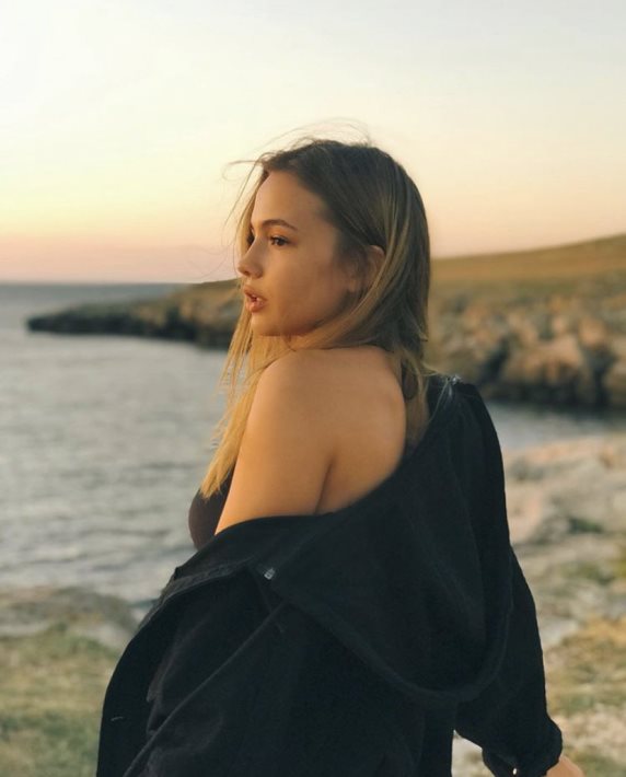 Photos of nude karna val russian tiktok blogger fully naked без цензуры 19 Blank