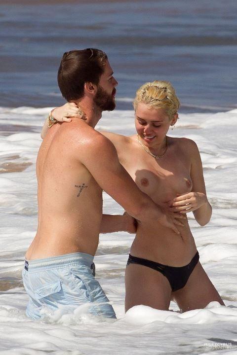 Nude photos of miley cyrus private tapes and sexy images без цензуры 54 Blank