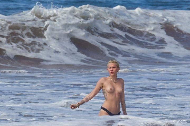 Nude photos of miley cyrus private tapes and sexy images без цензуры 49 Blank