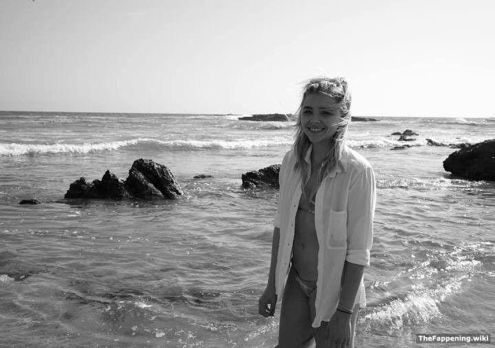 Nude photos of chloe grace moretz naked tits and butt of star без цензуры 4 Blank
