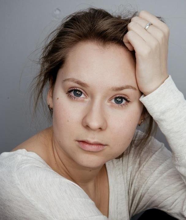 Обнажённая надежда лумпова фото – алина из сериала ольга без цензуры 4 Blank