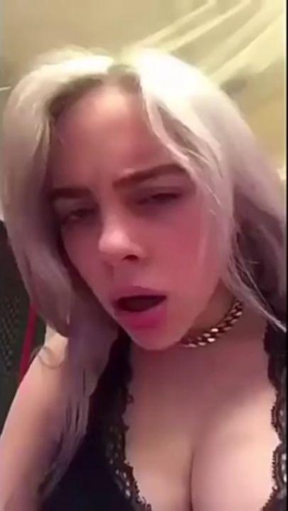 Nude billie eilish photos leaks seilfies in underwear and swimsuit без цензуры 10 Билли Айлиш Слитые Фото