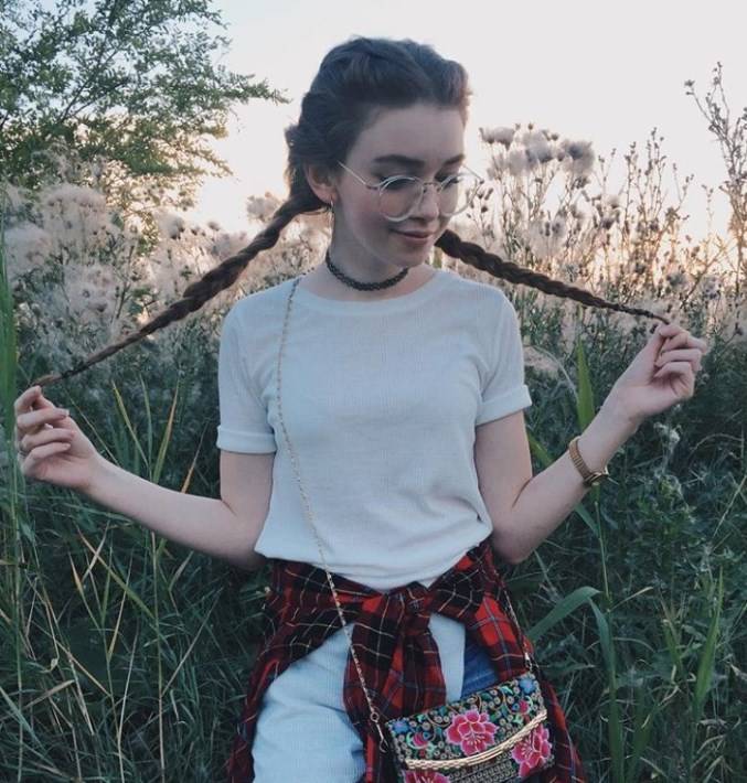 Hot and sexy photos of ellvi russian streamer and pretty chick без цензуры 17 Blank