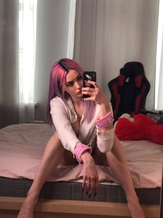 Leaked photos with naked morana battory beauty ass and nice tits без цензуры 22 Морана Батори Слив