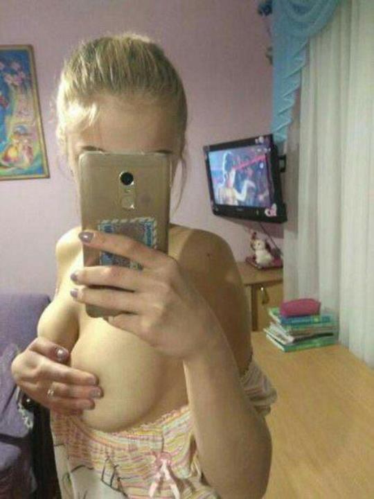 Naked photos of sexy russian steramer alknwt without bra and pants без цензуры 23 Blank