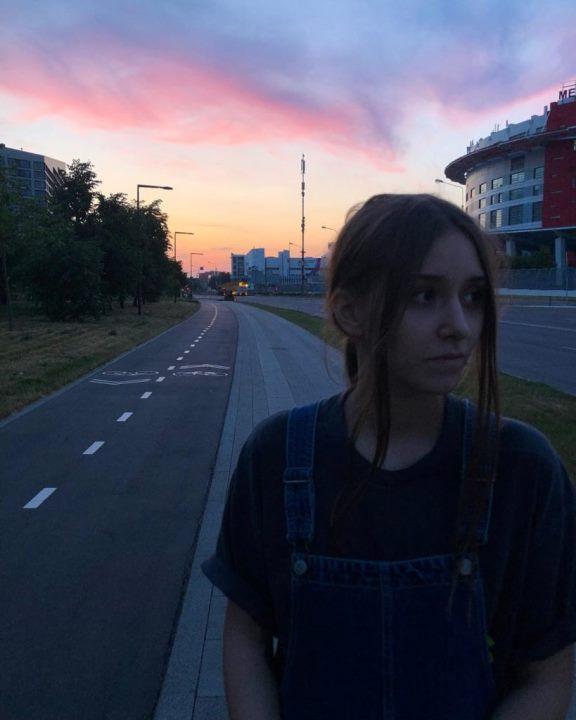 Lost sexy photos of vikared hot tapes erotic poses and lovely girl без цензуры 16 Blank