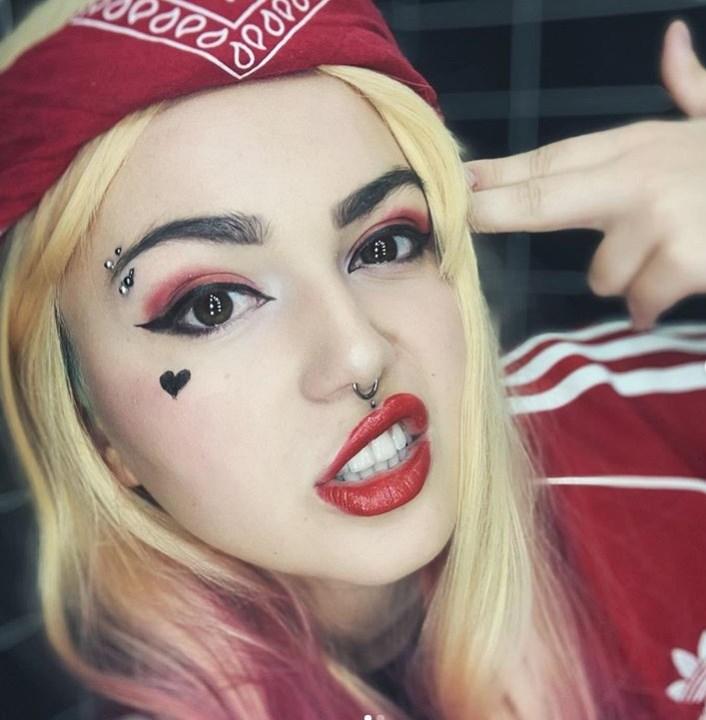 Hot leaked photos and tapes of vika karter sexy streamer from russia без цензуры 22 Blank