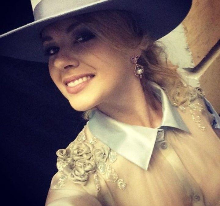 Обнажённая олеся фаттахова - фото в купальнике и обнаженная без цензуры 9 Олеся Фаттахова Без Лифчика