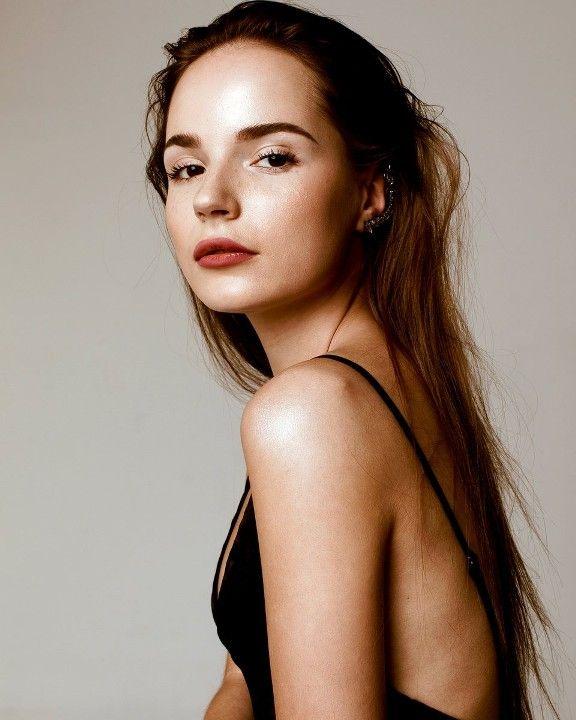 Hot private photos of sasha spilberg russian star of internet без цензуры 2 Саша Спилберг В Откровенном Платье