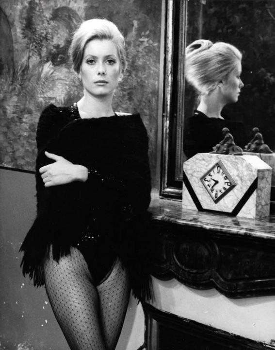 Обнажённая катрин денёв - catherine deneuve nude без цензуры 9 Катрин Денёв Без Юбки