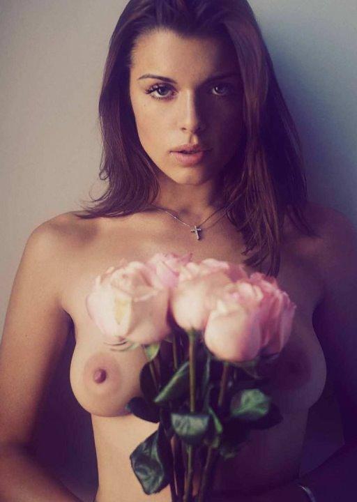 Джулия фокс голая - julia fox nude без цензуры 3 Голая Грудь Джулии Фокс